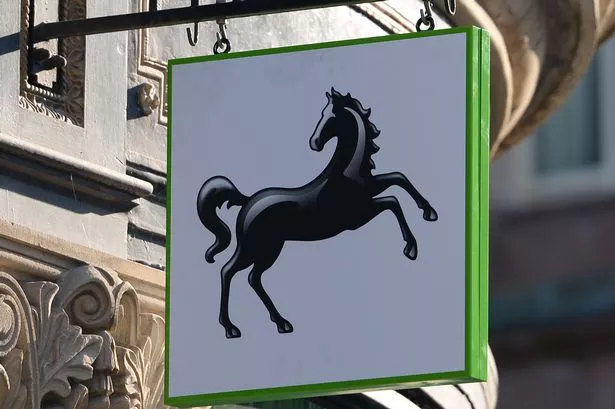 Lloyds Bank to send 200 senior staff on AI training at University of Cambridge